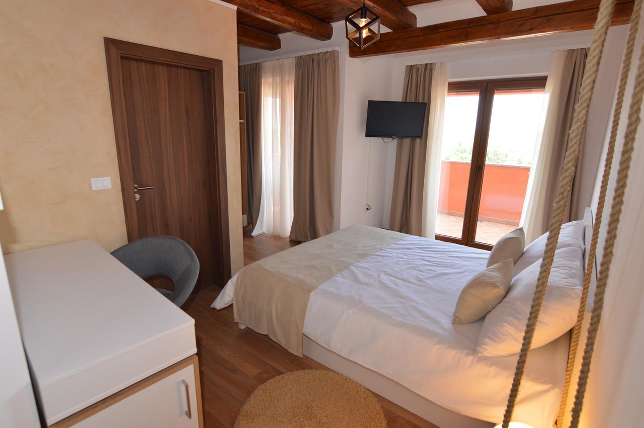 Hotel Natura Vilanija Exterior photo